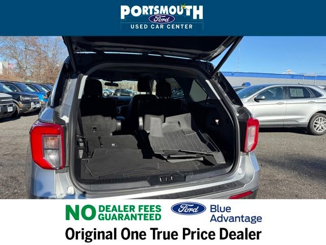 Used 2022 Ford Explorer XLT w/ Equipment Group 202A image 12