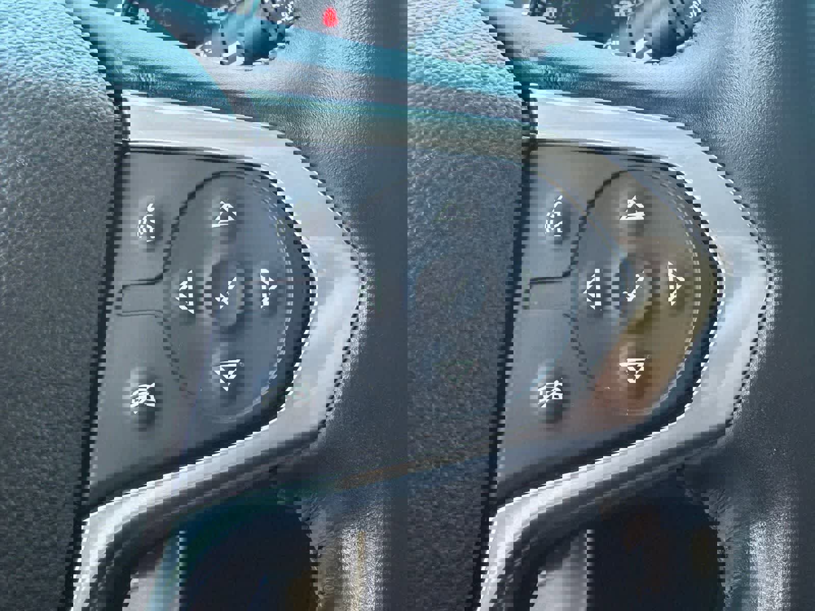 Used 2021 Chevrolet Traverse RS w/ LPO, Floor Liner Package image 29