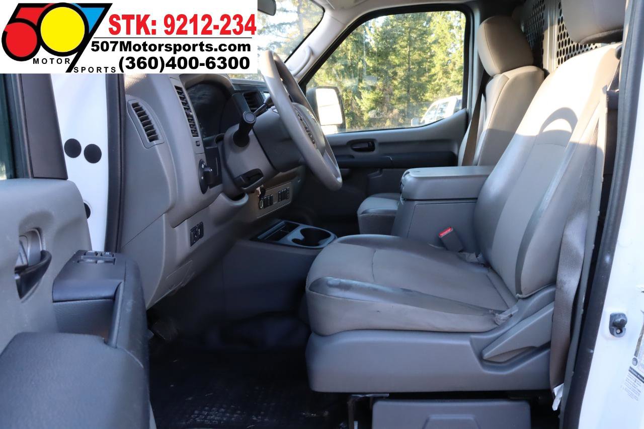 Used 2019 Nissan NV 2500 SV w/ Back Door Glass Package image 13