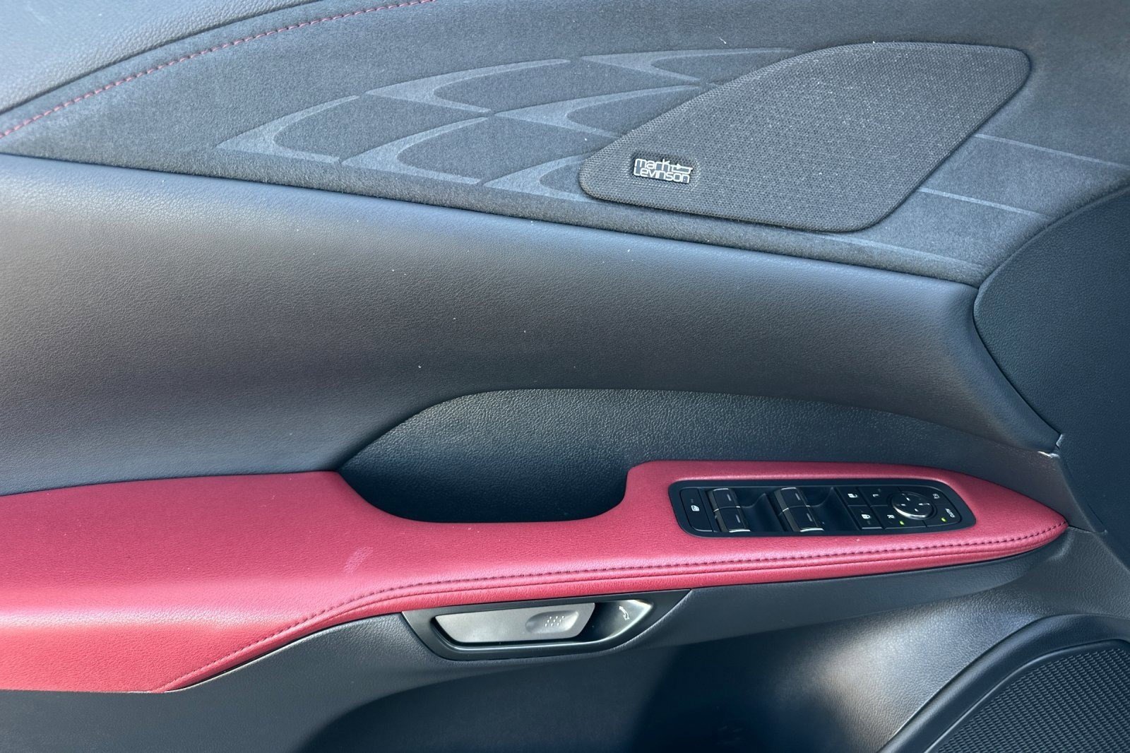 Certified 2023 Lexus RX 500h F Sport w/ Accessory Package (Z1) image 25