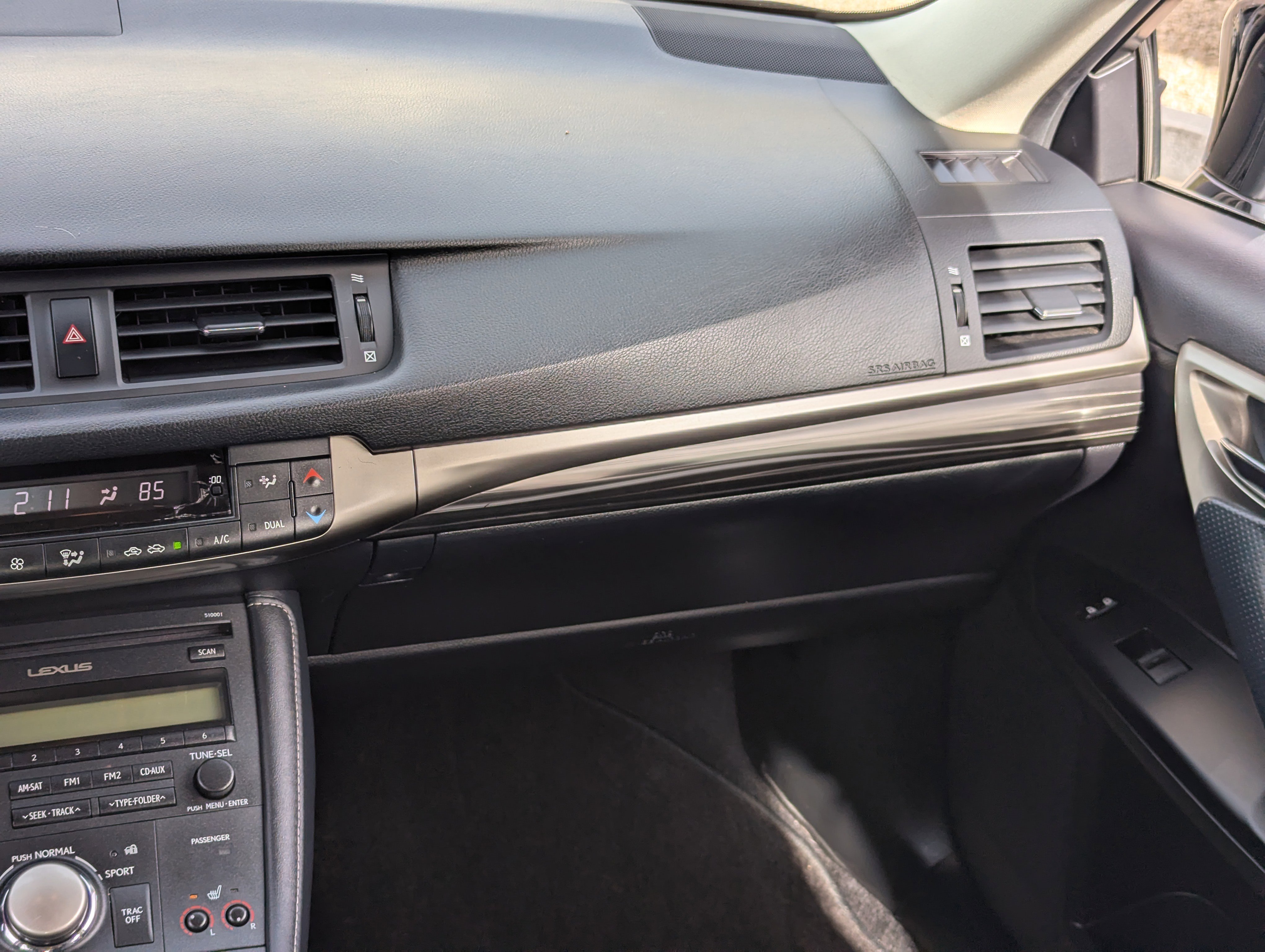 Used 2014 Lexus CT 200h image 15