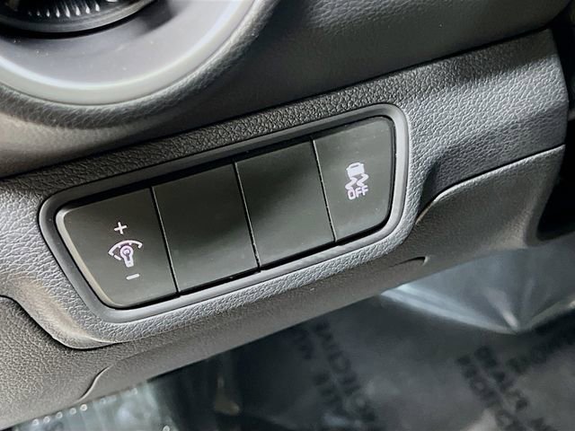 Certified 2023 Kia Forte LXS image 10