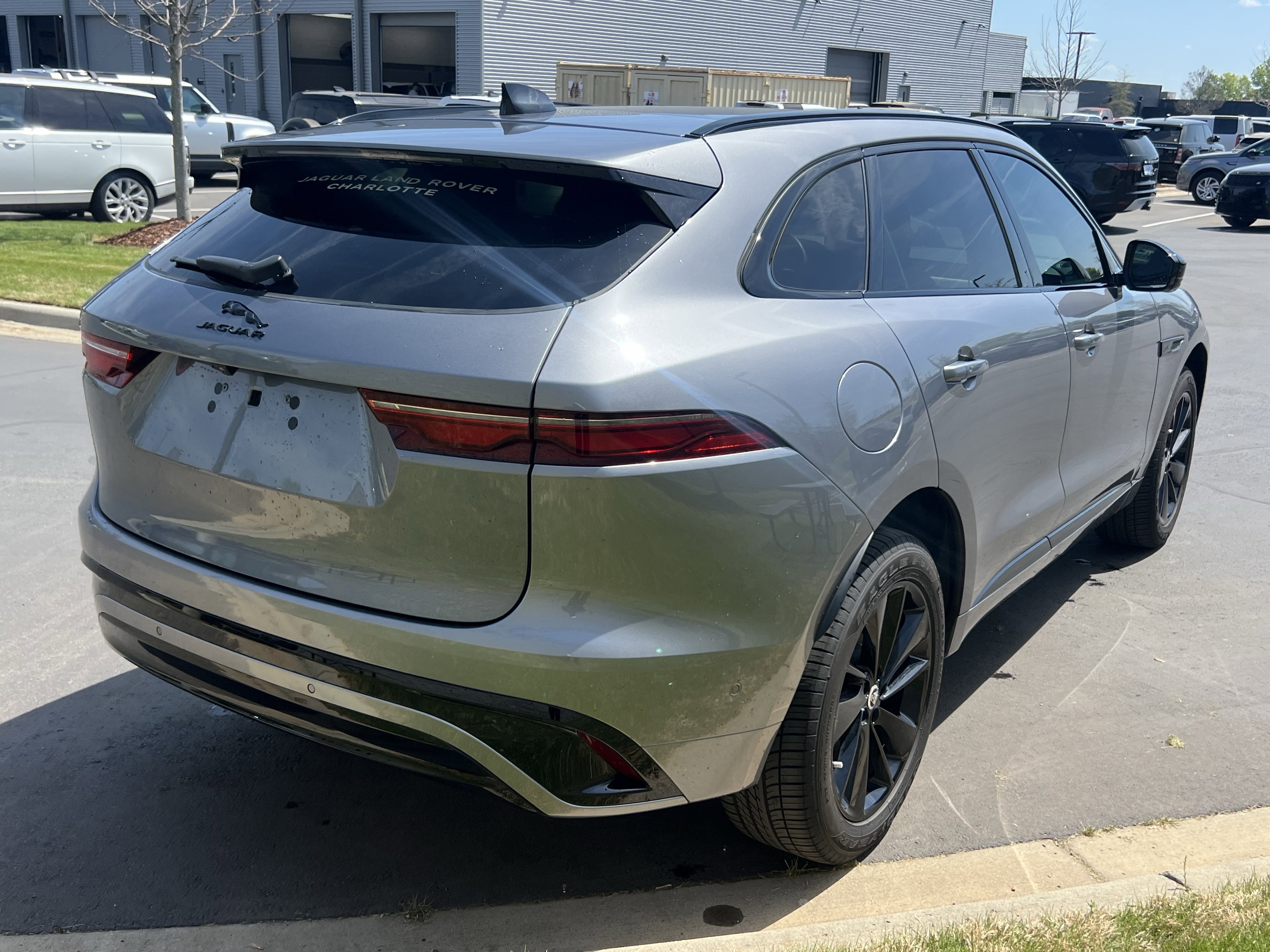 Used 2025 Jaguar F-PACE R-Dynamic S image 4