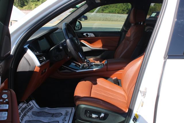 Used 2022 BMW ALPINA XB7 image 19