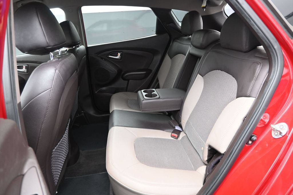 Used 2013 Hyundai Tucson GLS FWD image 12