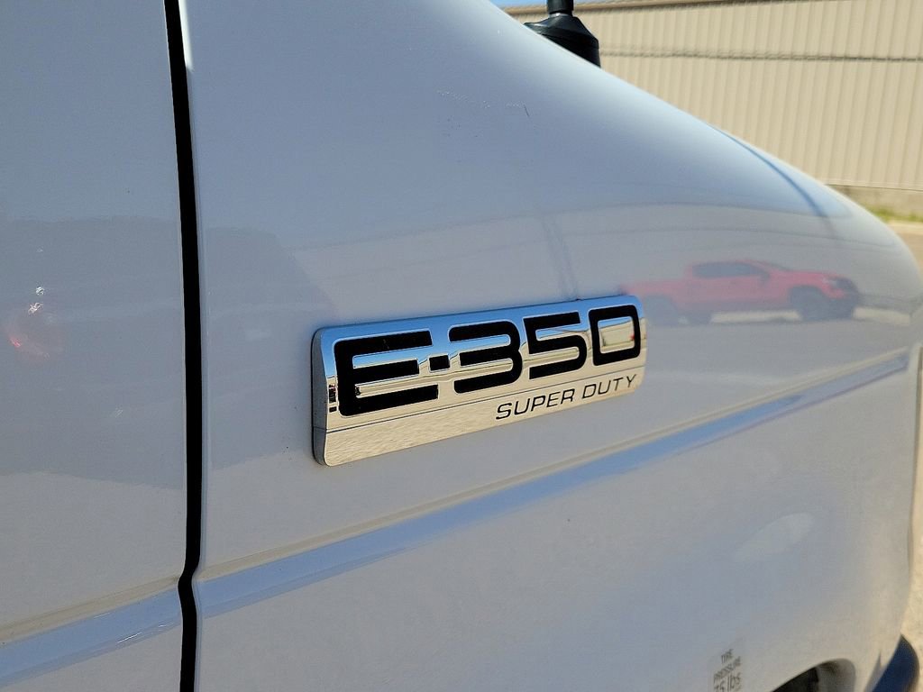 Used 2022 Ford E-350 and Econoline 350 Super Duty RWD image 13