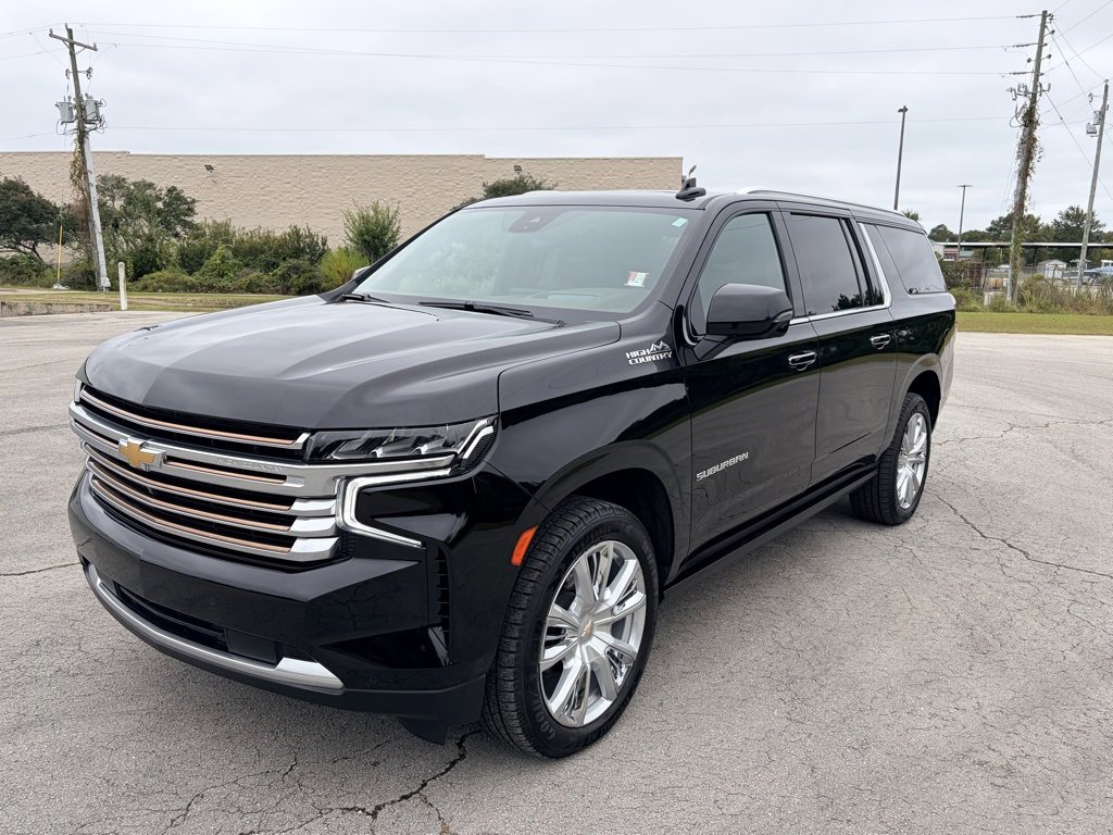 Used 2023 Chevrolet Suburban High Country w/ Premium Package 2 image 5