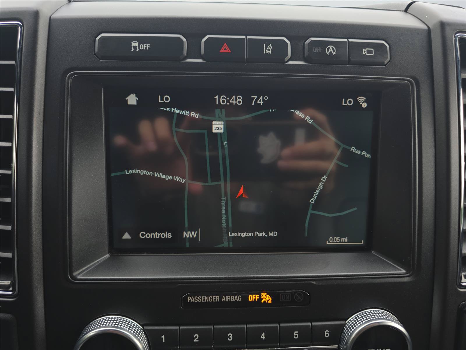 Used 2019 Ford Expedition Max Limited w/ Equipment Group 303A RWD image 16