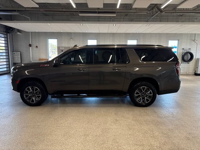 Used 2021 Chevrolet Suburban Z71 w/ Z71 Signature Package AWD/4WD image 10