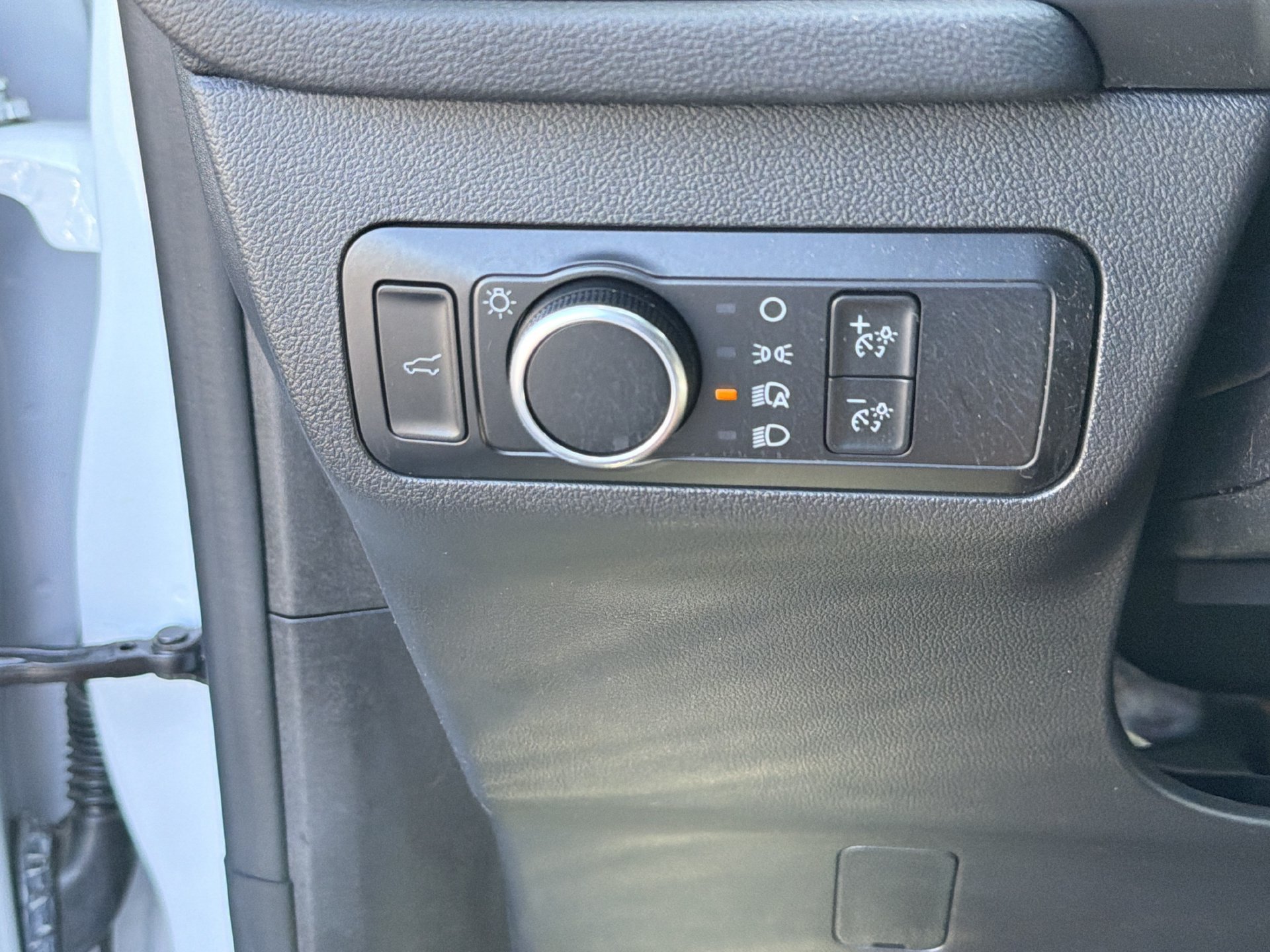 Used 2023 Ford Escape Active w/ Tech Pack #2 AWD/4WD image 8