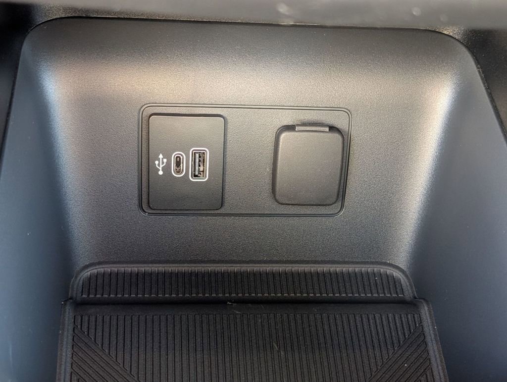 New 2026 Ford Explorer ST w/ Sun And Sound Package image 39