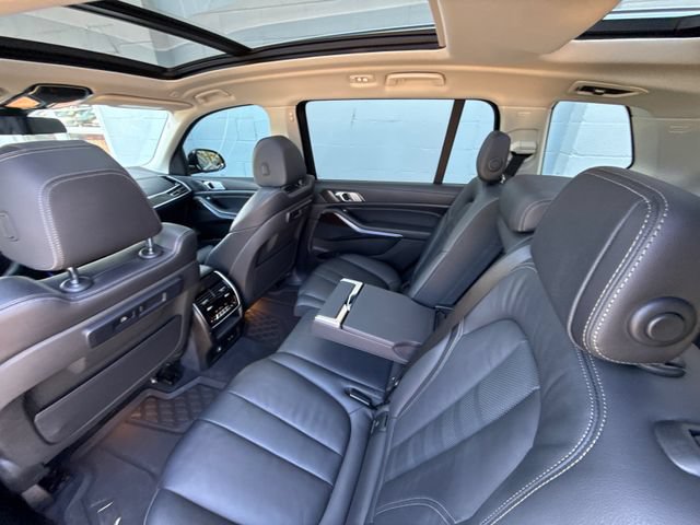 Used 2020 BMW X7 xDrive40i w/ Cold Weather Package AWD/4WD image 42