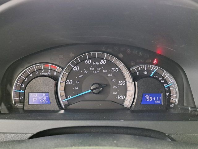 Used 2012 Toyota Camry SE w/ Leather Pkg image 9