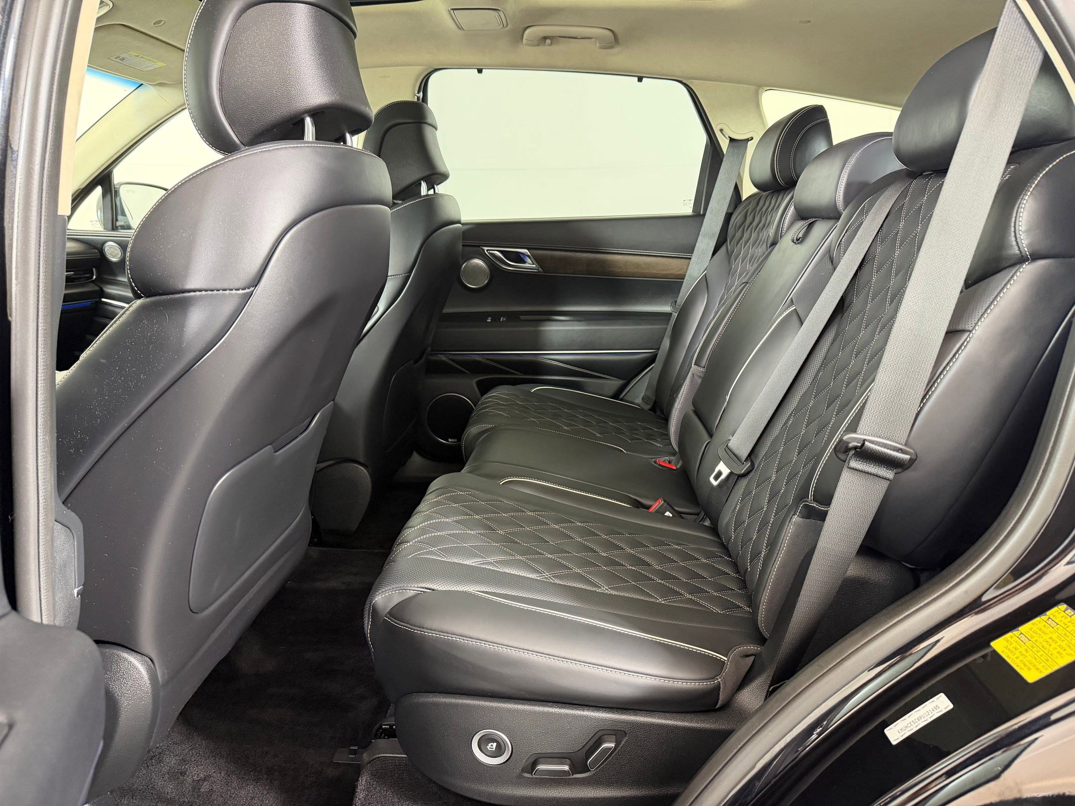 Used 2023 Genesis GV80 3.5T w/ Prestige Package image 15