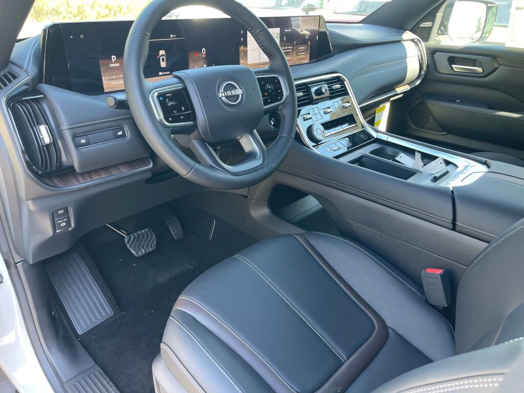 New 2026 Nissan Armada SL w/ Captain's Chari Seat Package image 6