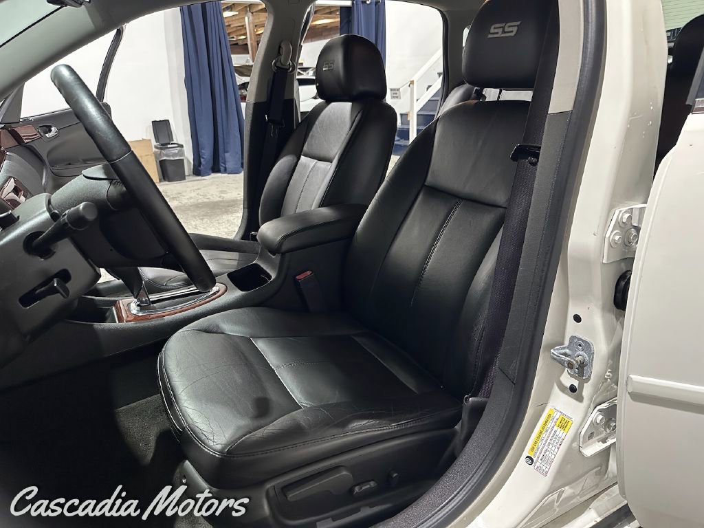 Used 2007 Chevrolet Impala SS w/ Convenience Package image 9