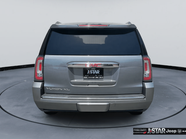 Used 2020 GMC Yukon XL Denali RWD image 6