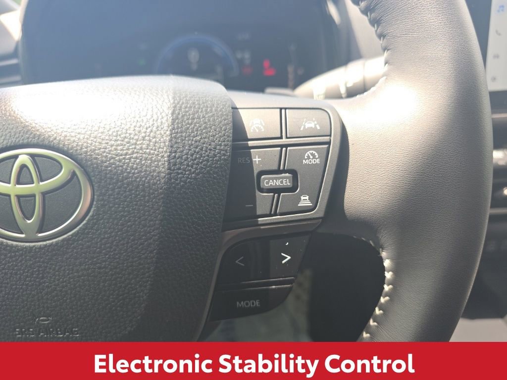 Used 2026 Toyota Camry SE image 24