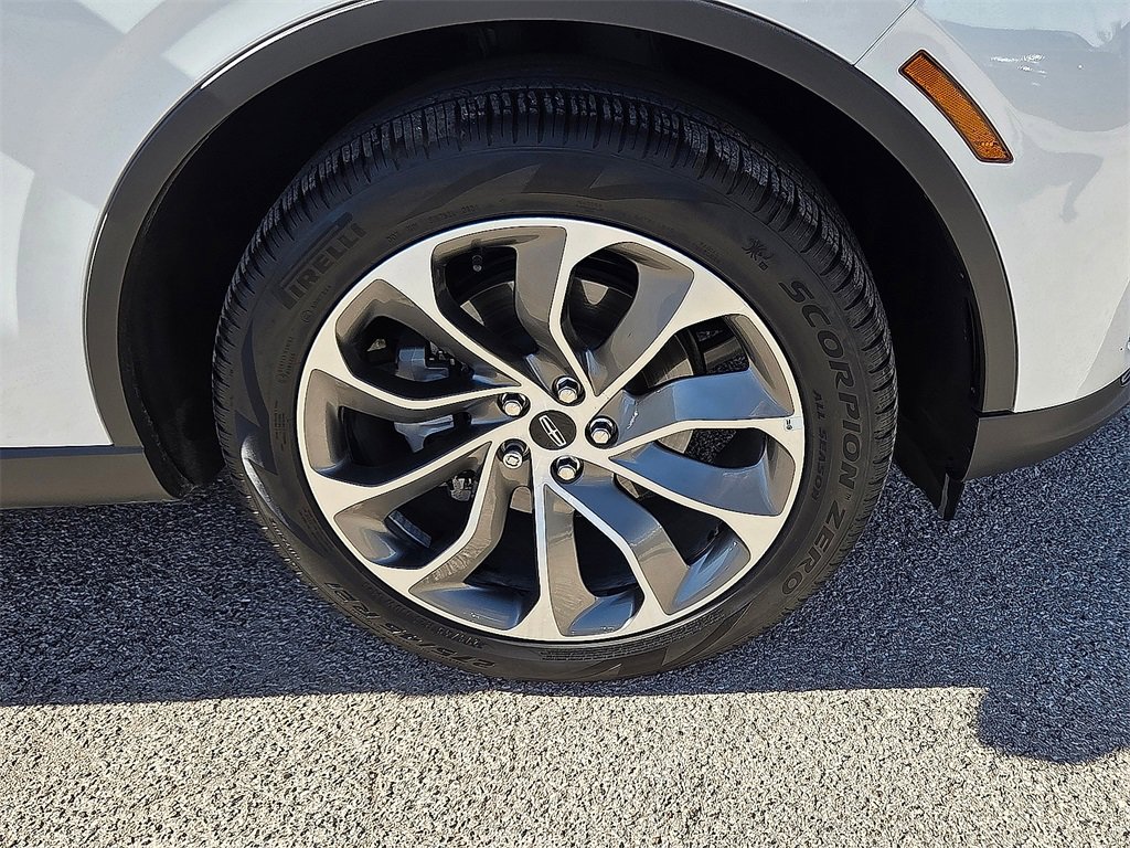 Certified 2025 Lincoln Aviator Reserve w/ Illumination Package image 7