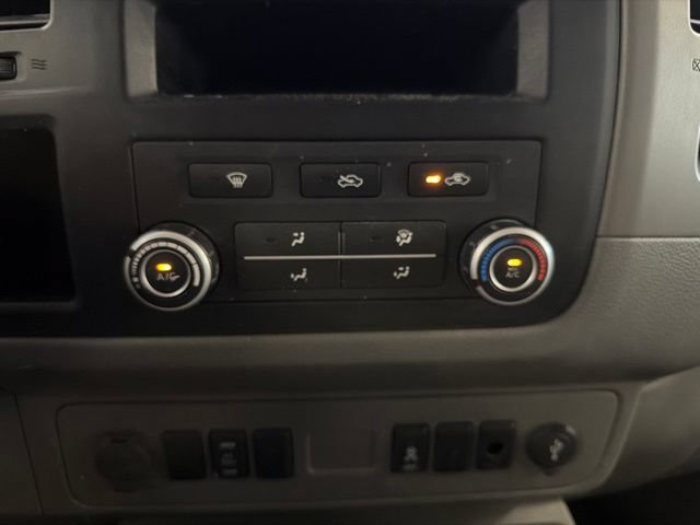 Used 2013 Nissan NV 2500 SV w/ Technology Pkg RWD image 24