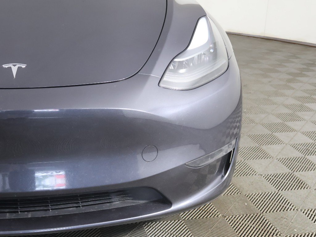 Used 2024 Tesla Model Y Long Range AWD/4WD image 19