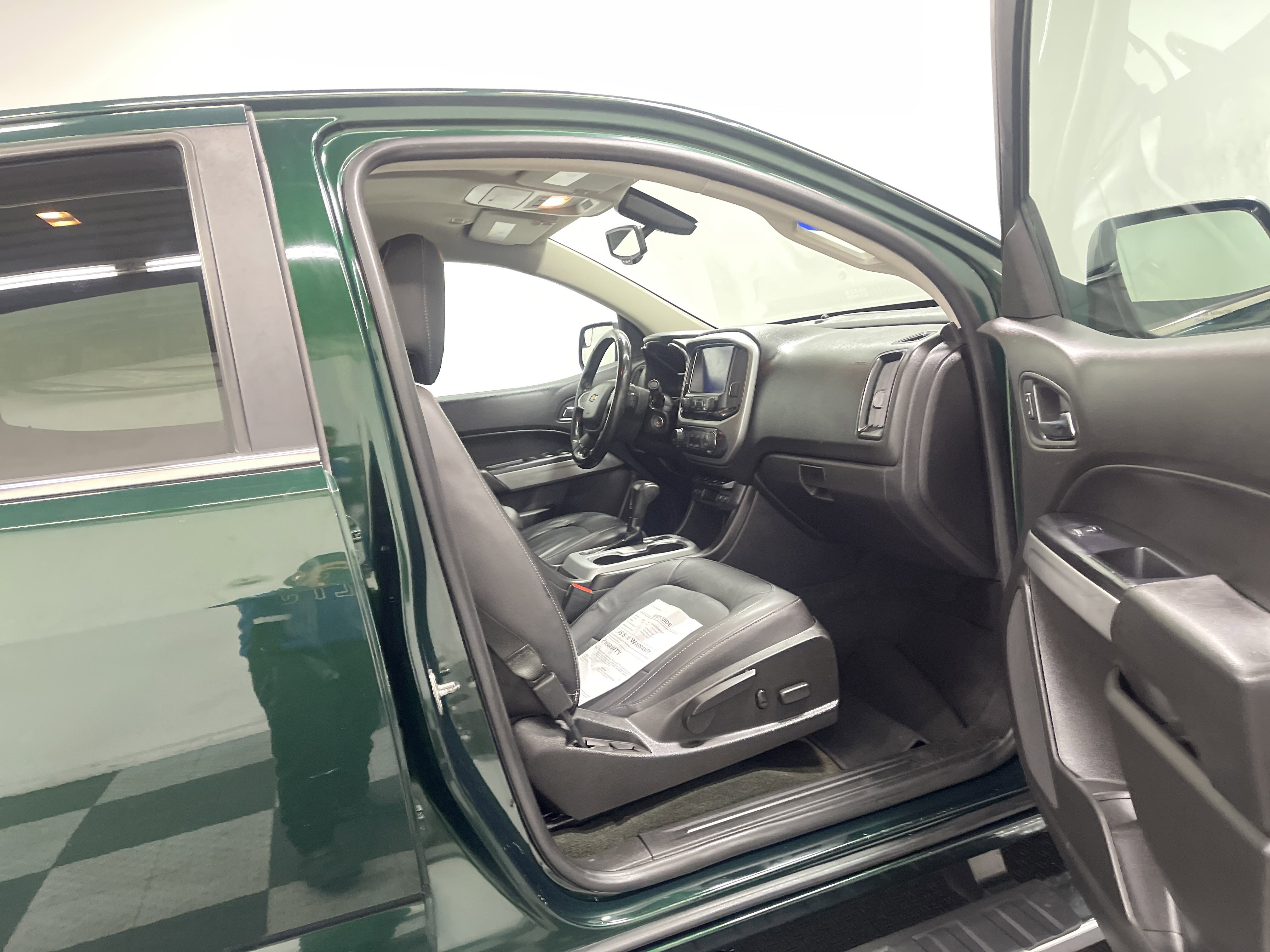 Used 2016 Chevrolet Colorado LT w/ Luxury Package, Chrome image 25