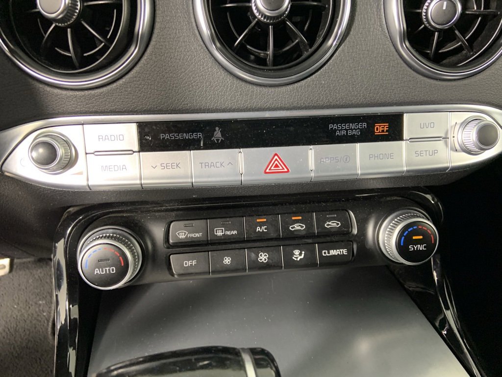 Used 2018 Kia Stinger GT image 12