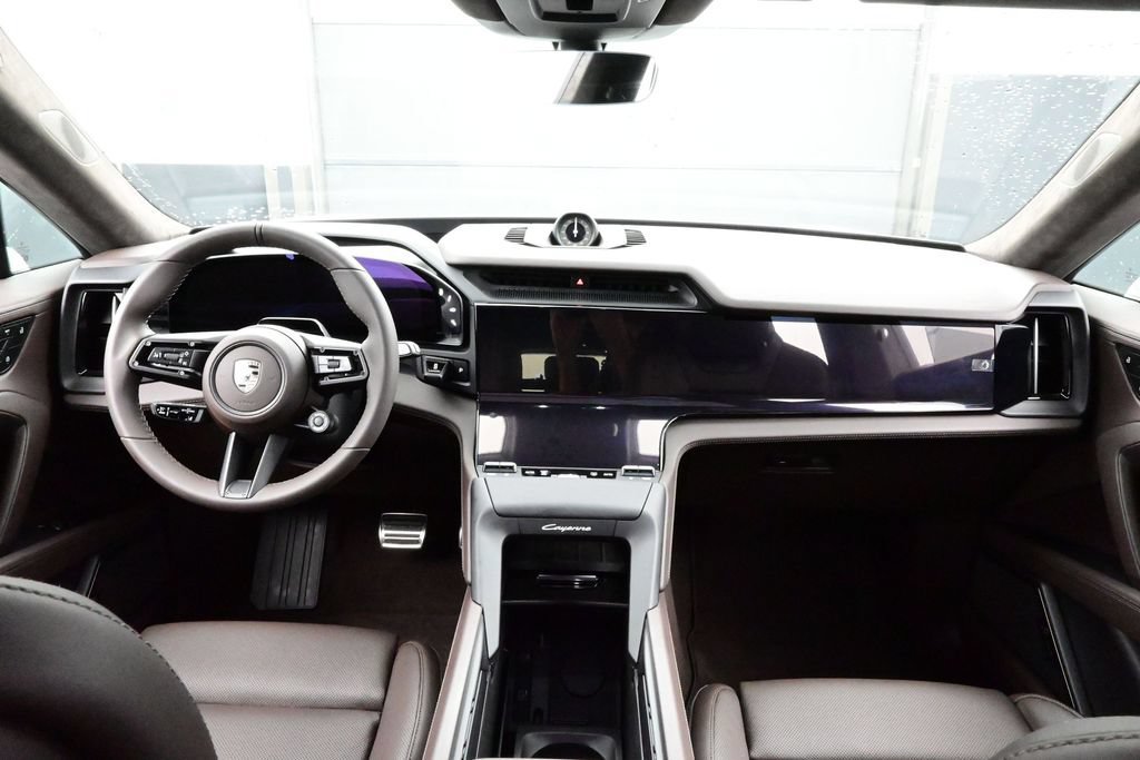 New 2026 Porsche Cayenne Turbo AWD/4WD image 19