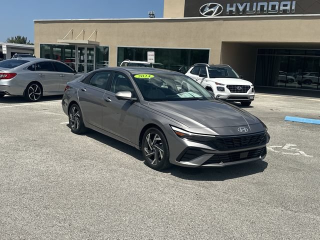 Certified 2024 Hyundai Elantra Limited FWD image 5