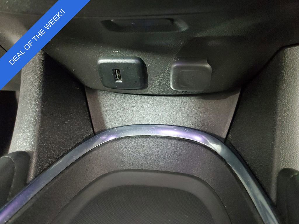 Used 2017 Chevrolet Malibu LT image 18