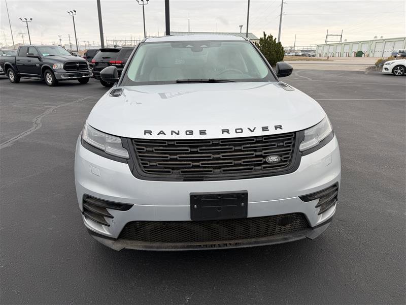 Used 2025 Land Rover Range Rover Velar Dynamic SE AWD/4WD image 3