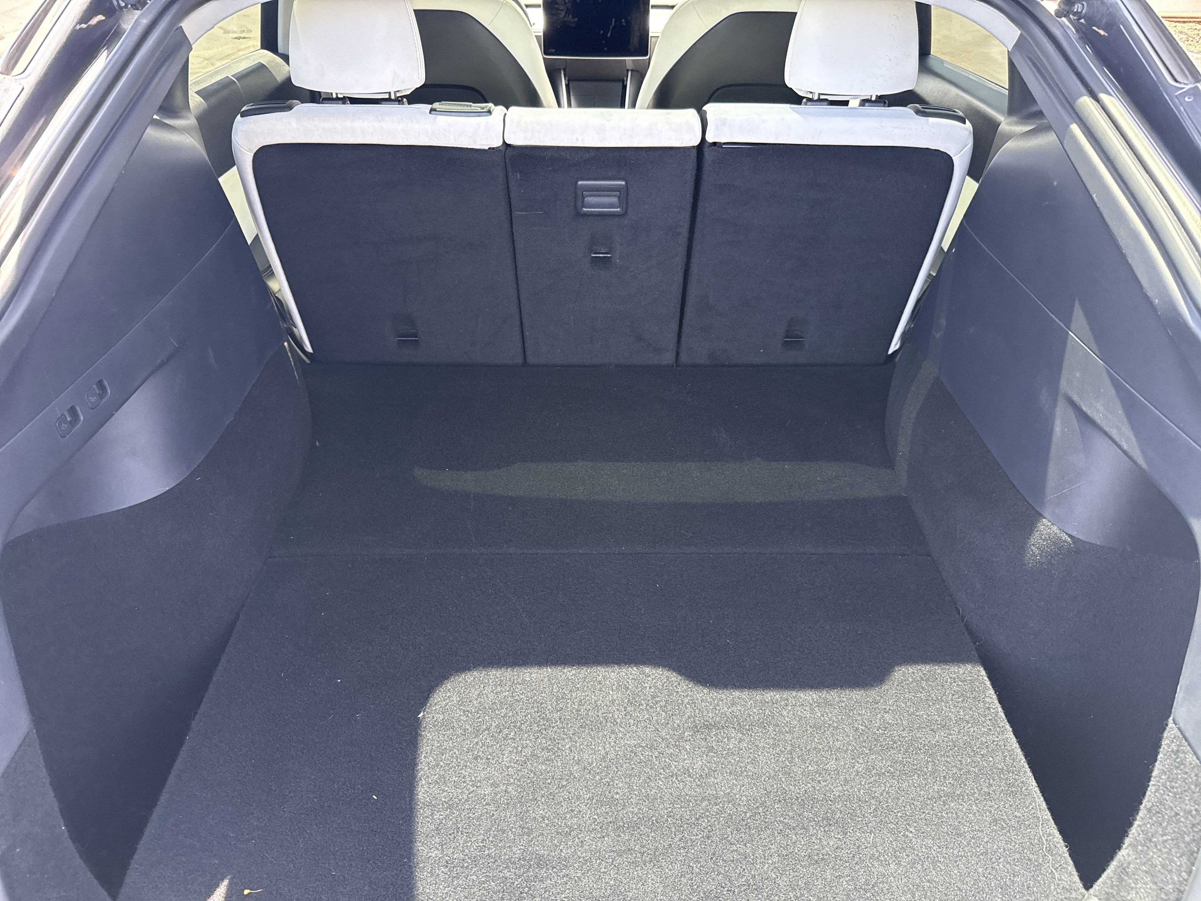 Used 2020 Tesla Model Y Performance AWD/4WD image 22