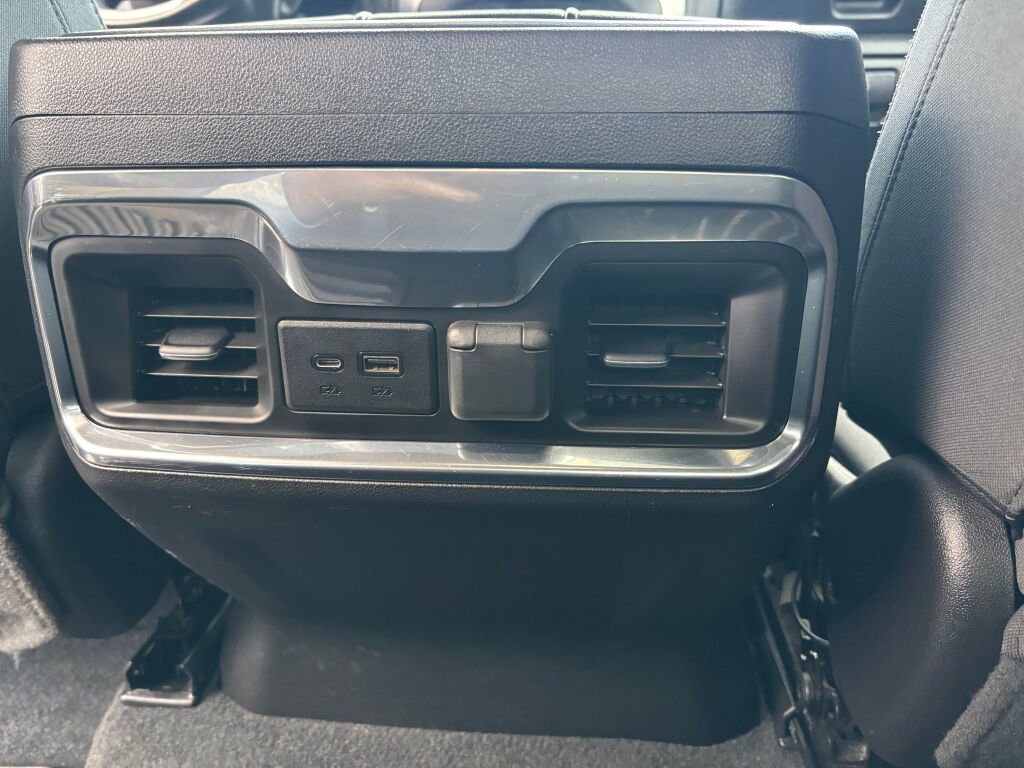 Used 2020 GMC Sierra 1500 Elevation image 14