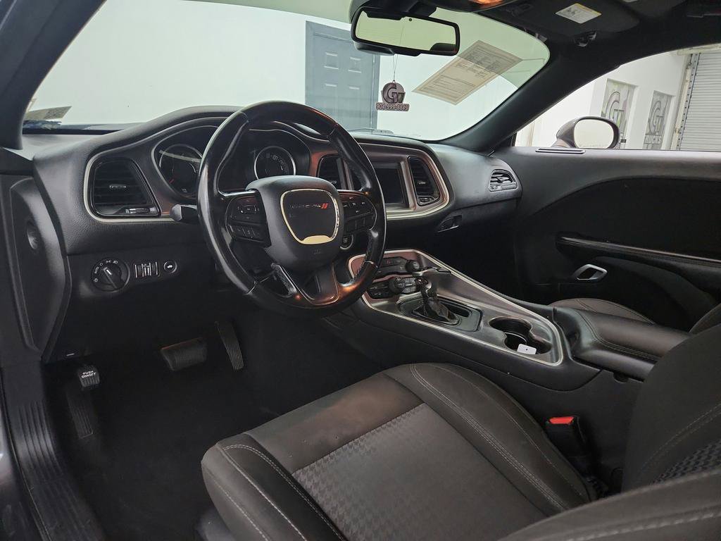Used 2020 Dodge Challenger SXT RWD image 24