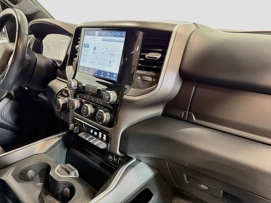 Used 2022 RAM 1500 Big Horn AWD/4WD image 31