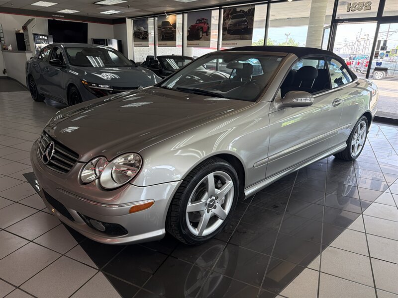 Used 2005 Mercedes-Benz CLK 500 Cabriolet image 1