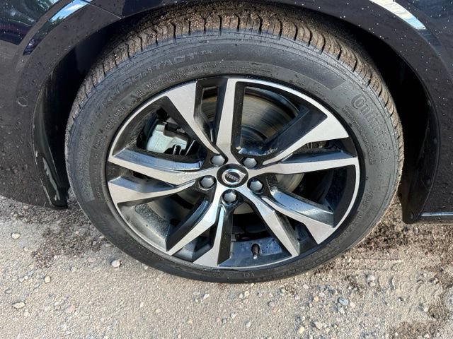 Used 2024 Volvo S60 B5 Plus AWD/4WD image 11