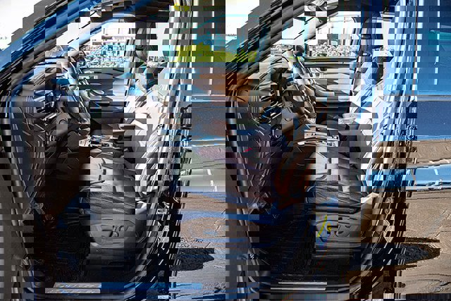 Used 2023 Ford Explorer King Ranch w/ Technology Package image 16