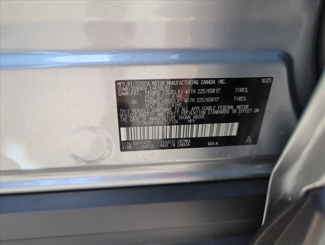 Certified 2025 Toyota RAV4 XLE w/ Convenience Package FWD image 28