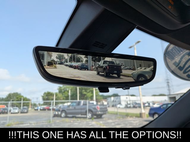 Used 2022 Chevrolet Traverse RS AWD/4WD image 19