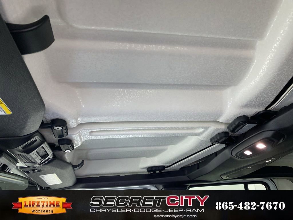New 2026 Jeep Gladiator Rubicon w/ Steel Power Dome Hood Package AWD/4WD image 28