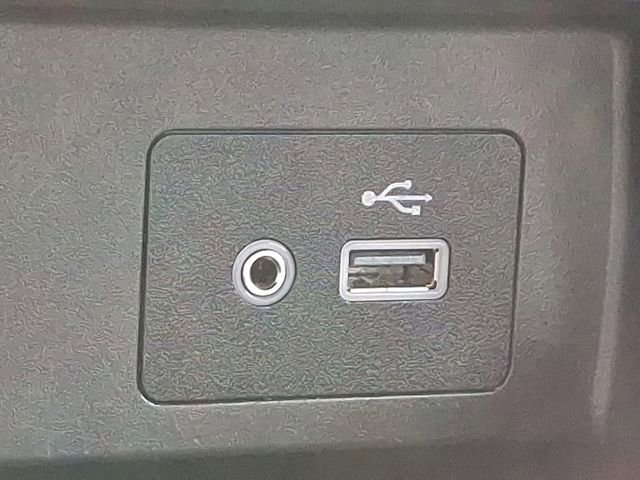 Used 2025 Nissan Versa SV image 23