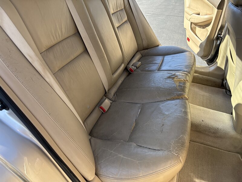 Used 2004 Honda Accord EX image 33