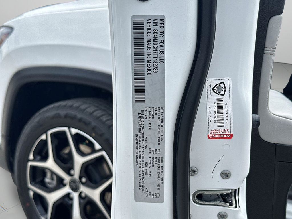 Certified 2026 Jeep Compass Limited AWD/4WD image 43