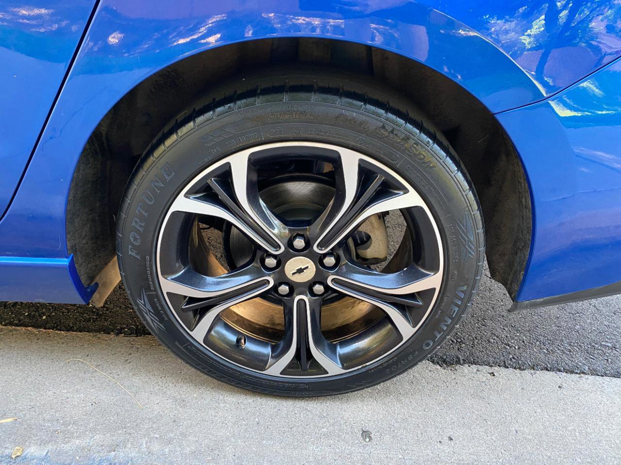 Used 2019 Chevrolet Cruze LT w/ Convenience Package FWD image 26