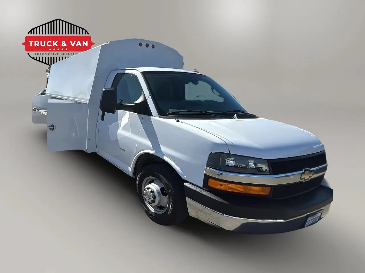 Used 2020 Chevrolet Express 3500 w/ Power Convenience Package RWD image 44