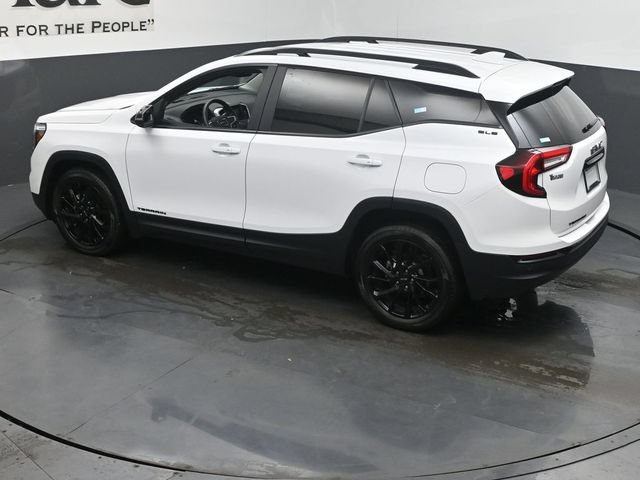 Used 2023 GMC Terrain SLE w/ Driver Convenience Package FWD image 42