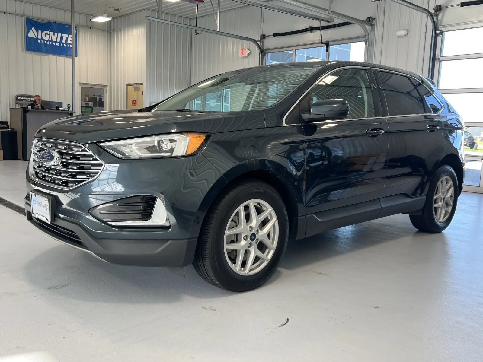 Used 2022 Ford Edge SEL AWD/4WD image 6