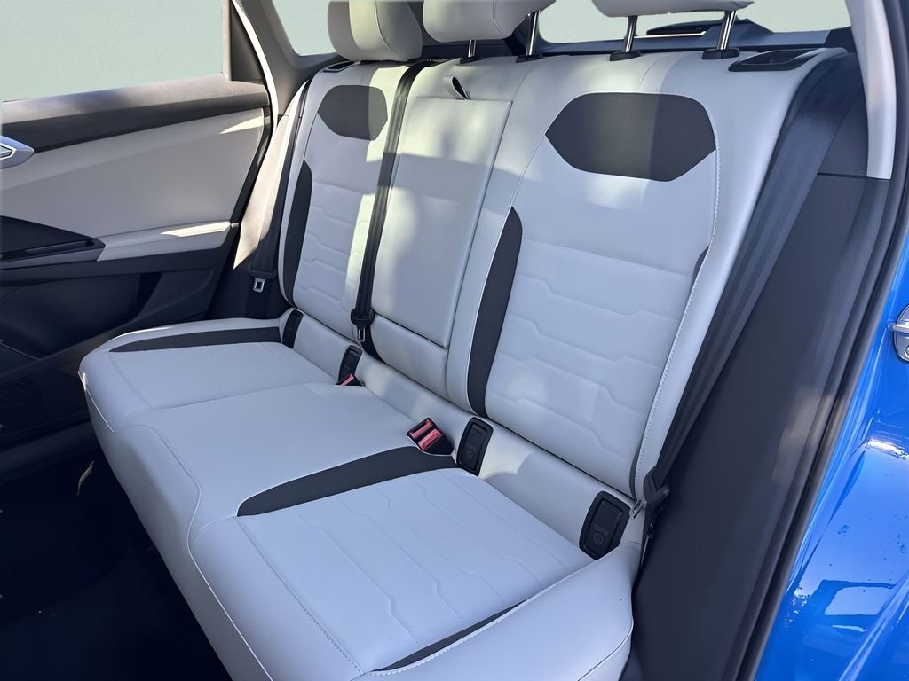 New 2026 Volkswagen Taos SE image 23