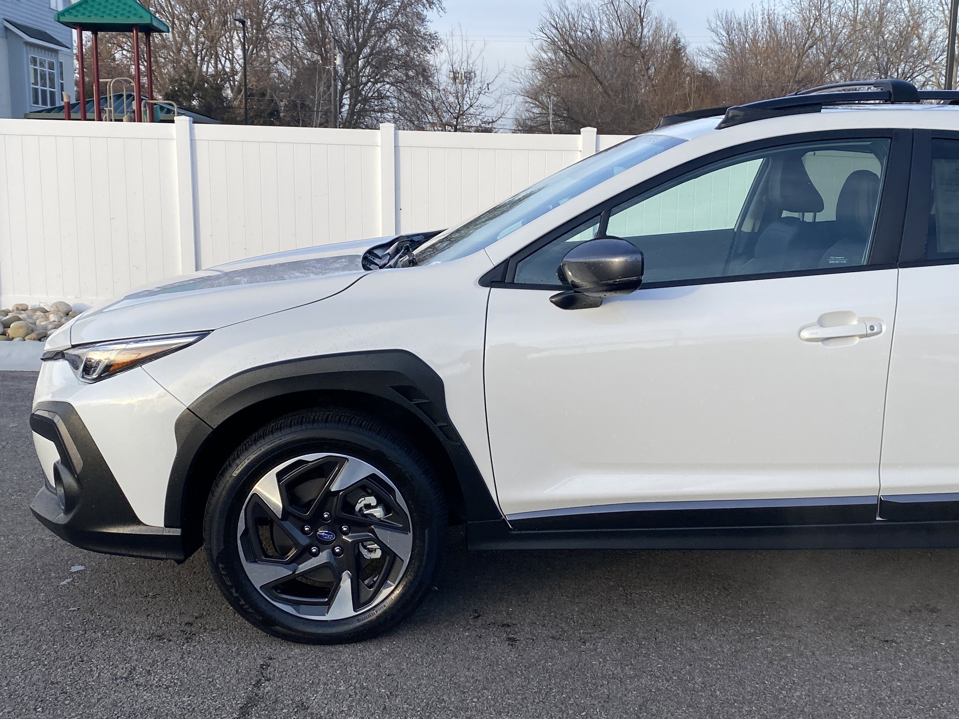 Used 2025 Subaru Crosstrek 2.5i Limited w/ Crosstrek Mirror Package image 2